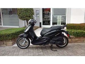 PIAGGIO BEVERLY 300 POLICE-I.E.-ABS-ASR- UNICO P.- NERO