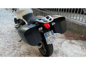 VENDO BMW R 1200 R (2006 - 11) USATA A VENEZIA (CODICE 9836355) - MOTO.IT