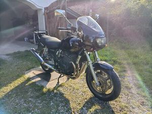 SUZUKI GSX 750 (BJ.2000) – BASTLERFAHRZEUG /PROJEKT, MOTOR LÄUFT