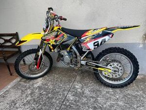 SUZUKI RM 125