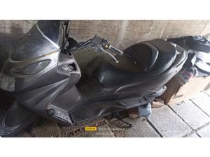 SCOOTER PARZIALMENTE DA SISTEMARE