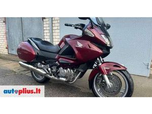 HONDA NT 700 CC, TOURING / SPORT TOURING