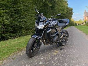 KAWSAKI Z 750 106 CHEVAUX