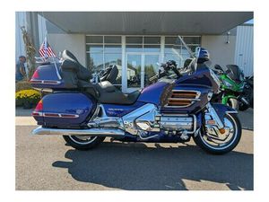 2002 HONDA GOLD WING