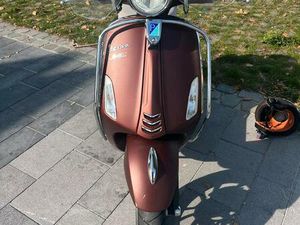 ② VESPA PRIMAVERA 50TH ANNIVERSARY
