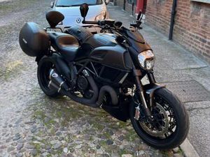 DUCATI DIAVEL 1200 DARK STEALTH NERO