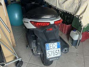 YAMAHA X-MAX 125 ABS