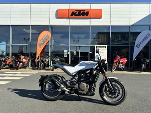 HUSQVARNA 401 VITPILEN 2022 373 CM3 | MOTO ROADSTER | 151 KM | GRIS | 14112 BIEVILLE BEUVILLE