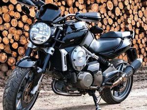 APRILIA MANA TÜV BIS 08.2027!