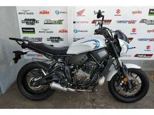 YAMAHA XSR 700 2024