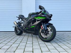 KAWASAKI NINJA ZX-10R | KURZES HECK | REIFEN NEU