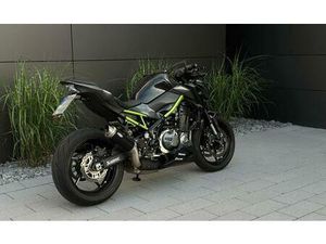 KAWASAKI Z900 1. HAND TOP GEPFLEGT
