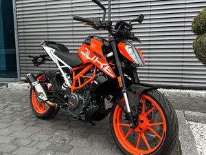 KTM DUKE