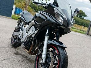 YAMAHA FZ6 FAZER