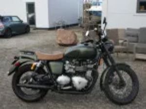 TRIUMPH BONNEVILLE 865