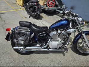 YAMAHA XV 250 CANTON TESSIN -