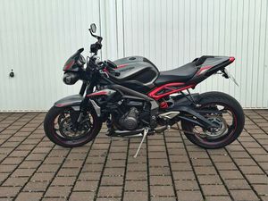 TRIUMPH STREET TRIPLE 765R *SERVICE NEU / SCHECKHEFT*