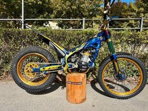 BETA EVO 300 FACTORY 2T EDIZIONE SPECIALE PENSINI