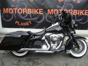 HARLEY-DAVIDSON ROAD KING CLASSIC VANCE+HINES