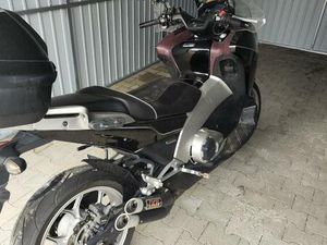HONDA INTEGRA 700 GROßRAUMROLLER