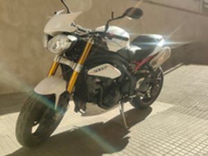 TRIUMPH SPEED TRIPLE R 1050 ABS