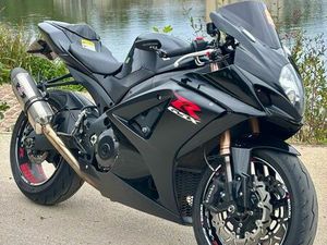 SUZUKI 1000 GSXR K7