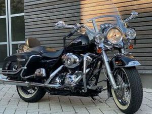 HARLEY-DAVIDSON ROAD KING FLHRC