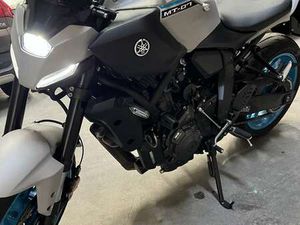 YAMAHA MT-07 DEPOTENZIATA ARGENTO