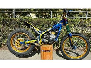 VENDO BETAMOTOR EVO 300 2T FACTORY (2020) USATA A TIRANO (CODICE 9838141) - MOTO.IT