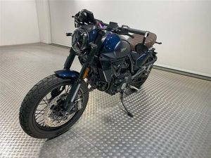 DUCATI SCRAMBLER NIGHTSHIFT