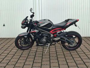 TRIUMPH STREET TRIPLE 765R *SERVICE NEU / SCHECKHEFT*