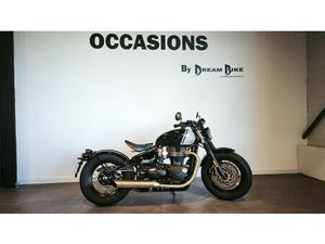 TRIUMPH BONNEVILLE BOBBER 1200 (DÉMO)