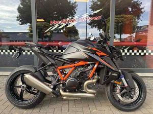 KTM 1390 SUPER DUKE R EVO