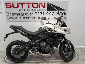 TRIUMPH TIGER SPORT 660