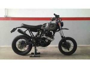 YAMAHA - XT600 SCRAMBLER