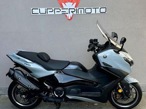 VENDO YAMAHA T-MAX 560 TECH MAX (2025) USATA A CIRIE' (CODICE 9837978) - MOTO.IT