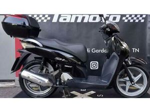 VENDO HONDA SH 150 I (2005 - 08) USATA A TRENTO (CODICE 9837976) - MOTO.IT