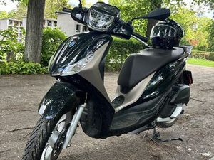 PIAGGIO MEDLEY S 125 WROCLAW PSIE POLE