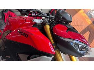 VENDO DUCATI STREETFIGHTER V2 S (2025) NUOVA A FIRENZE (CODICE 9838119) - MOTO.IT