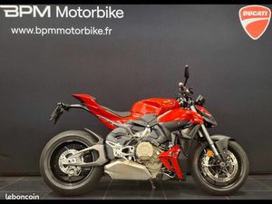 DUCATI STREETFIGHTER 1103 STREETFIGHTER V4