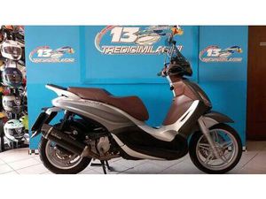 VENDO PIAGGIO BEVERLY 300 I.E. ABS-ASR (2016 - 20) USATA A MEDE (CODICE 9839524) - MOTO.IT