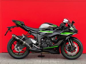 NINJA ZX-6R + AKRAPOVIC
