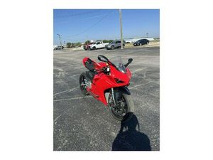 2024 DUCATI PANIGALE V2