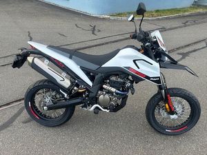 XSM 125 ABS