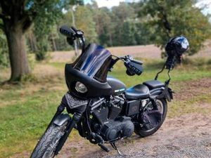 HARLEY DAVIDSON SPORTSTER XL 883R