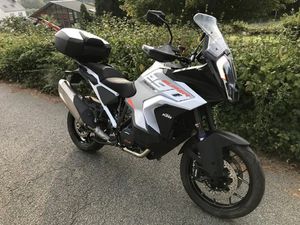 KTM 1290 SUPER ADVENTURE S 2024