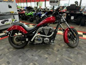 2015 HONDA® VT1300CX