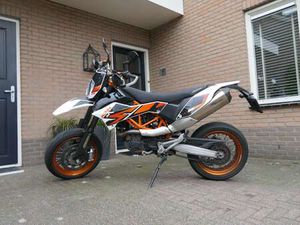KTM 690 SMC R