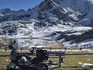 ROYAL ENFIELD HIMALAYAN 450 BEIGE