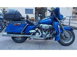VENDO HARLEY-DAVIDSON 1800 ELECTRA GLIDE ULTRA CLASSIC (2005 - 06) - FLHTCUSE USATA A GENOVA (CODICE 9839579) - MOTO.IT